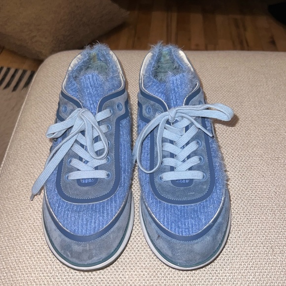 Authentic Chanel Women’s Sport Sprint sneakers - Picture 3 of 6